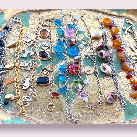 Vintage Charm Bracelets Beaded Jewelry Lot - Picture 4 of 10